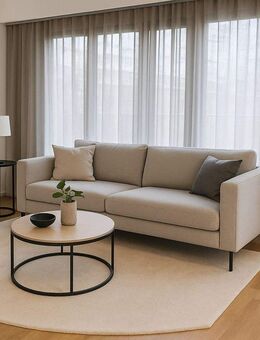 Moderne, helle Vier-Zimmer-Wohnung mit Balkon und Tiefgaragenstellplatz - Frankfurt (Main)