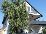 Schöne 2-Zimmer-DG-Wohnung in Volkach frei ab frühestens 15.5.2025 - Volkach