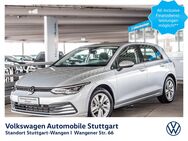 VW Golf, 1.5 Life eTSI, Jahr 2023 - Stuttgart