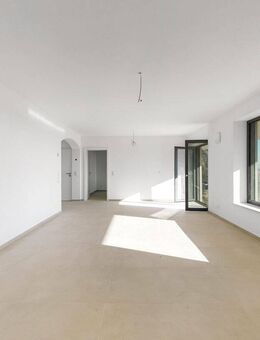 Kernsanierte EG-Wohnung am Feldrand mit Terrasse und eigenem Garten - Thalfingen - Elchingen