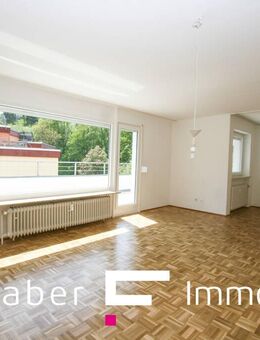 1-Z. Penthouse über den Dächern von Witzenhausen / komplett saniert / groß. Freisitz / sep. Küche - Witzenhausen