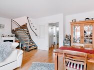 Moderne Maisonette-Wohnung zwischen Alster und Stadtpark: Ihr Zuhause auf zwei Ebenen - Hamburg