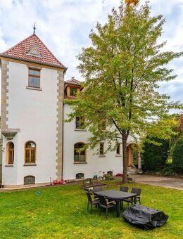 exklusive Dachgeschosswohnung in herrschaftlicher Villa im Westviertel - Jena