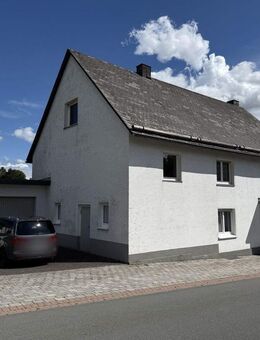 Aus Retro-Charme etwas Neues zaubern - Einfamilienhaus im Ortsteil von Brilon - Brilon