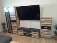 Wohnwand Schrankwand Lowboard Vitrinenschrank Kommode Barfach Baltimore Walnuss - Haltern (See) Zentrum