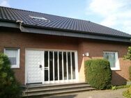 Sehr schöne EG-Wohnung mit Terrasse und großem Garten! - Enger (Widukindstadt)
