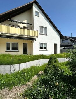 GEMÜTLICHES Wohlfühl-Zuhause mit großem PLATZangebot in RUHIGER Lage in Liedolsh./Dett. - Dettenheim