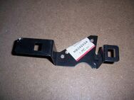 MB392804 Grillhalter links Mitsubishi Canter - Hannover Vahrenwald-List