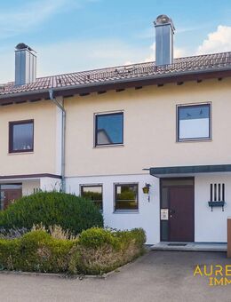 Sofort verfügbares Reihenmittelhaus mit zwei Garagen, in beliebter Wohngegend von Bad Abbach - Bad Abbach