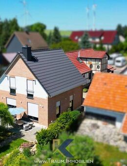 Neubau mit Stil trifft Altbau mit Potenzial - zwei Häuser, ein Zuhause! - Menteroda
