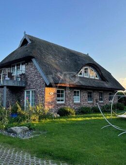 Ferienhaus in Neuensien mit 4 Wohnungen: Komfortable Ausstattung und Seeblick - Sellin (Ostseebad)