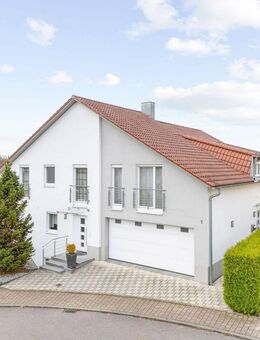 Elegantes Einfamilienhaus mit Einliegerwohnung in hochwertiger Wohnlage - Bad Friedrichshall