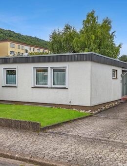 Bungalow mit großzügigem Garten in ruhiger Lage von Sankt Ingbert - Sankt Ingbert