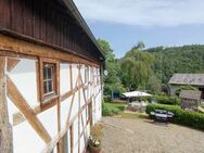 Neuer Preis! Schönes Fachwerkhaus mit viel Platz und vielen Möglichkeiten! - Forst (Rheinland-Pfalz)