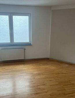 Helle 2-Zimmer-Wohnung mit Balkon in Mainz - Verfügbar ab Oktober 2025 - Ideal als WG geeignet - Mainz