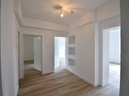 Renoviert! Bezugsfreie 4-Zi-Whg mit Balkon in KR-City - Krefeld