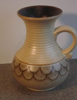 Keramik Krug Vase Blumenvase beige 15 cm mit Dekor Vintage Deko 4,- - Flensburg
