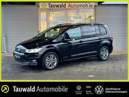 VW Touran, 1.5 TSI Comfortline 7-S AP, Jahr 2024 - Erlangen