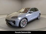 Porsche Macan, 4S Surround-View, Jahr 2022 - Köln