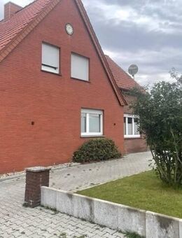 Doppelhaushälfte incl. Anbau und Doppelgarage als Zweifamilienhaus in Geeste-Dalum - Geeste