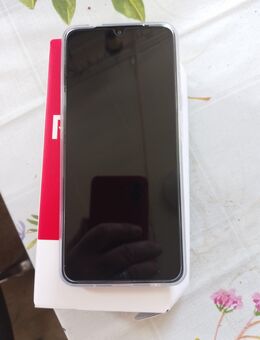 REDMI A 5 mit Garantie und Zubehör - Duisburg