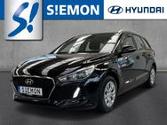 Hyundai i30, 1.0 T-GDI cw Family, Jahr 2017 - Salzbergen