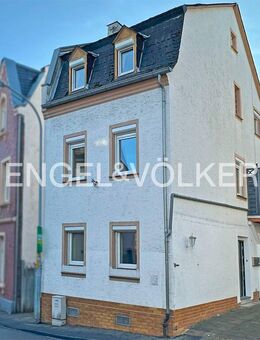 Modernisiertes Stadthaus mit Einliegerwohnung - Koblenz
