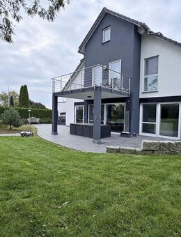 Einfamilienhaus der Spitzenklasse! Exklusive Lage und außergewöhnliche Ausstattung! - Eislingen (Fils)