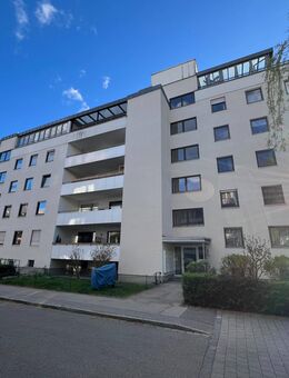 *RESERVIERT* Toplage - ruhig und zentral / 3,5 Zimmer Wohnung mit sonnigem Balkon - Freising