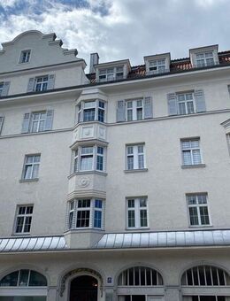 Altbau * 3 Zimmerwohnung * WG geeignet * Sendling - München