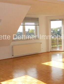 Attraktive Dachgeschosswohnung mit Weitblick über Elze - Elze