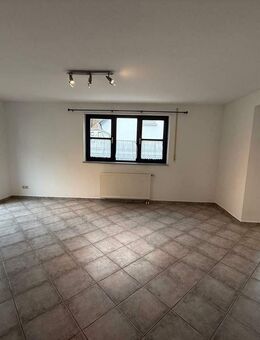 Repräsentatives Wohnhaus mit Garten und Garage - Kaiserslautern