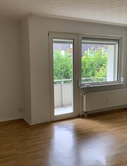 Schöne Erdgeschoss-Wohnung mit Balkon am Föhrenweg frei! - Ahlen