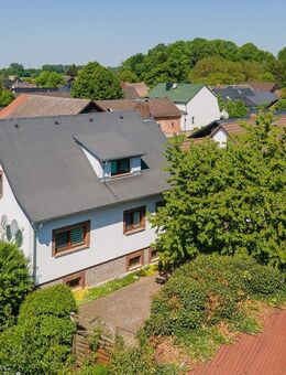Am Kanal! Einfamilienhaus, zwei Wohnungen und fantastisches Grundstück in Kolkwitz OT Babow - Kolkwitz