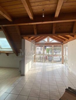 MÜNCHNER IG: Exklusives Maisonette-Refugium unterm Dach - Weitblick und Wohnkultur vereint! - Odelzhausen