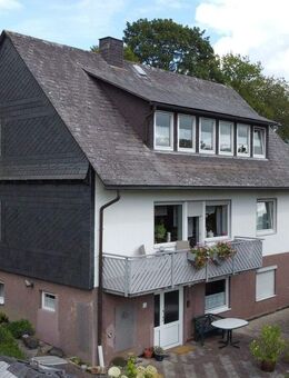 +++ RESERVIERT +++ Ein-/Zweifamilienhaus in schöner Lage von Bad Berleburg-Berghausen - Bad Berleburg