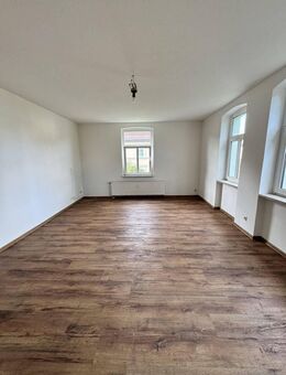 schöne Zweiraumwohnung mit Einbauküche - Weimar