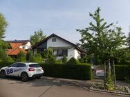 Wohntraum auf einer Ebene mit Wintergartenterrasse, Kachelofen, Garage in Albershausen bei Kirchheim u. Teck. - Albershausen
