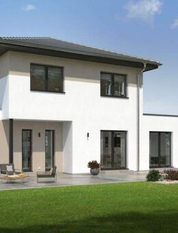 Platz für die ganze Familie: Großzügiges Mehrfamilienhaus - Leutershausen