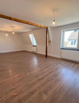 Moderne 2,5 Zimmer Dachgeschosswohnung in Witten Stockum – frisch saniert! - Witten