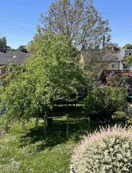 Reiheneckhaus mit großem Gartenparadies in ruhiger Lage - Sindelfingen