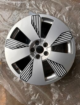AUDI RONAL Speedline 008534 4KE 601 025 Q 8,5x19 Aero-Design - Sinzheim
