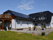 Top-saniertes energieeffizientes Wohnhaus mit Einliegerwohnung und Pferdestall - Hilgermissen