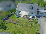 Freistehendes Einfamilienhaus mit Garagen in guter Wohnlage - Weiden (Oberpfalz)