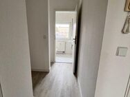 Frisch renovierte 3-Raumwohnung mit neuem Bodenbelag in Magdeburg, Mittagstr. 40 ab 01.11.2024 zu vermieten - Magdeburg