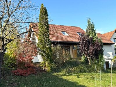 Einfamilienhaus mit großem Garten in grüner und beliebter Lage in Effeltrich