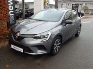 Renault Clio, TCe 90 Equilibre Equilibre, Jahr 2023 - Bamberg