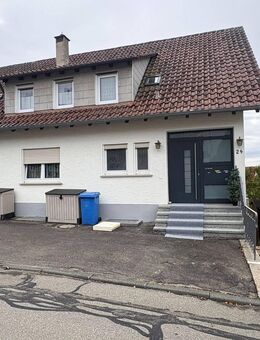 Gepflegte 3,5 Zimmer-Wohnung mit Balkon - Meßstetten