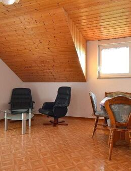 Gemütliche 2 Zimmer-Wohnung in Efringen-Kirchen - Huttingen, möbliert - Efringen-Kirchen