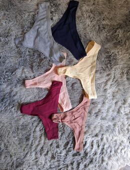 6 Tangas String verschiedene Farben Neu - Aachen